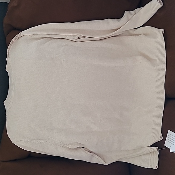 Women's XL Sweater - Picture 4 of 4